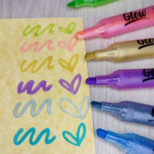 Materiales Y Productos De Arte | Materiales Para Lettering Y Caligrafía< resaltador pelikan Duo Glow, y marcador escarchado
